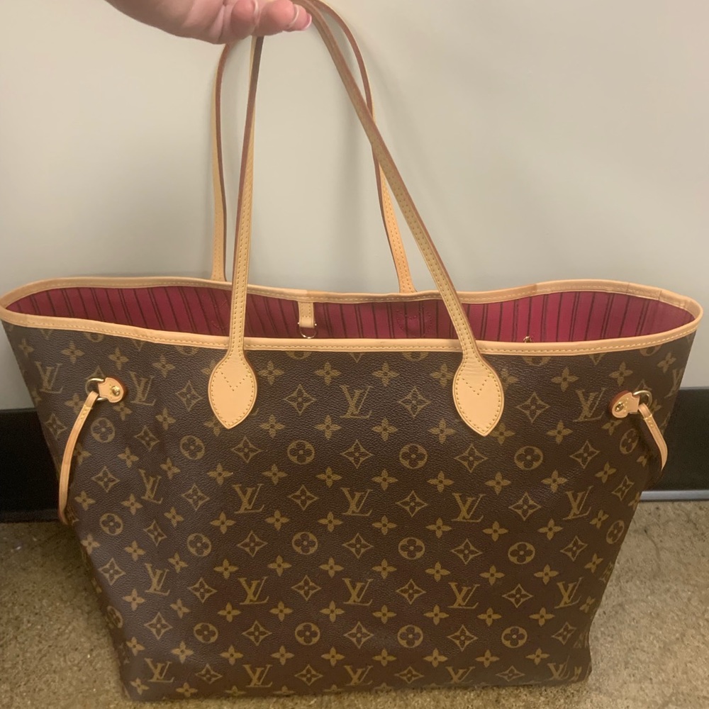 Louis Vuitton Neverfull GM tote